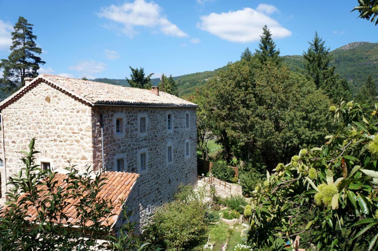 Gite **** "Le Refuge Des Fees" Saint-Julien-du-Gua Εξωτερικό φωτογραφία
