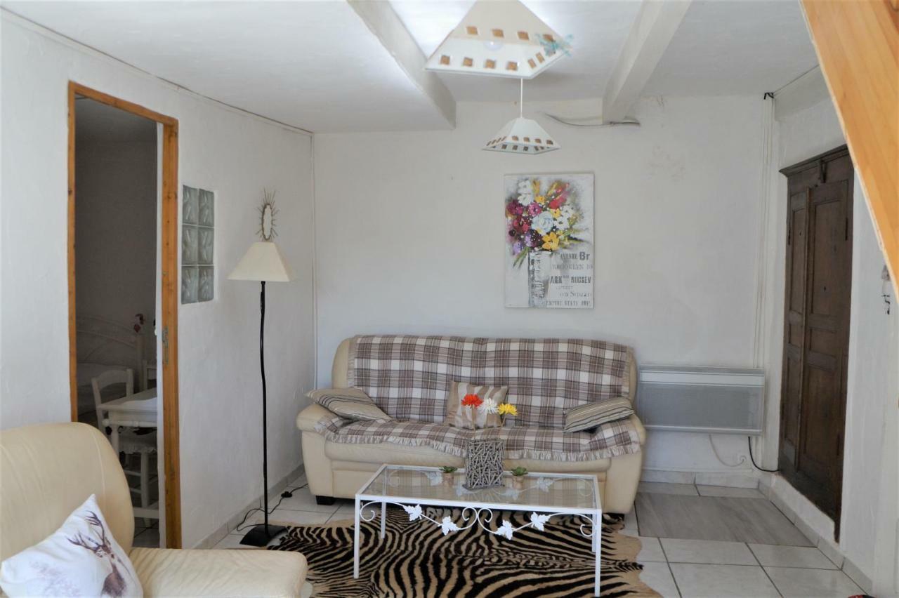 Gite **** "Le Refuge Des Fees" Saint-Julien-du-Gua Εξωτερικό φωτογραφία